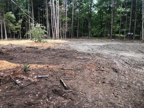 27.9 Cummings Lane Oxford ME 04270