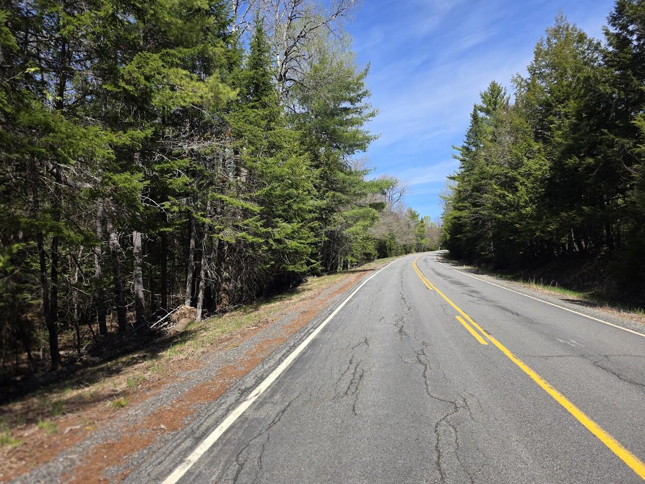 L2 Us Route 2 Macwahoc Plt ME 04451