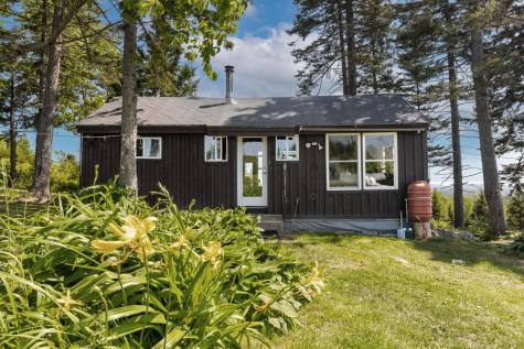 533 Mt Ephraim Road Searsport ME 04974