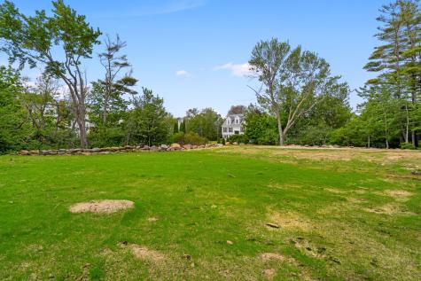 28 Prospect Avenue York ME 03909