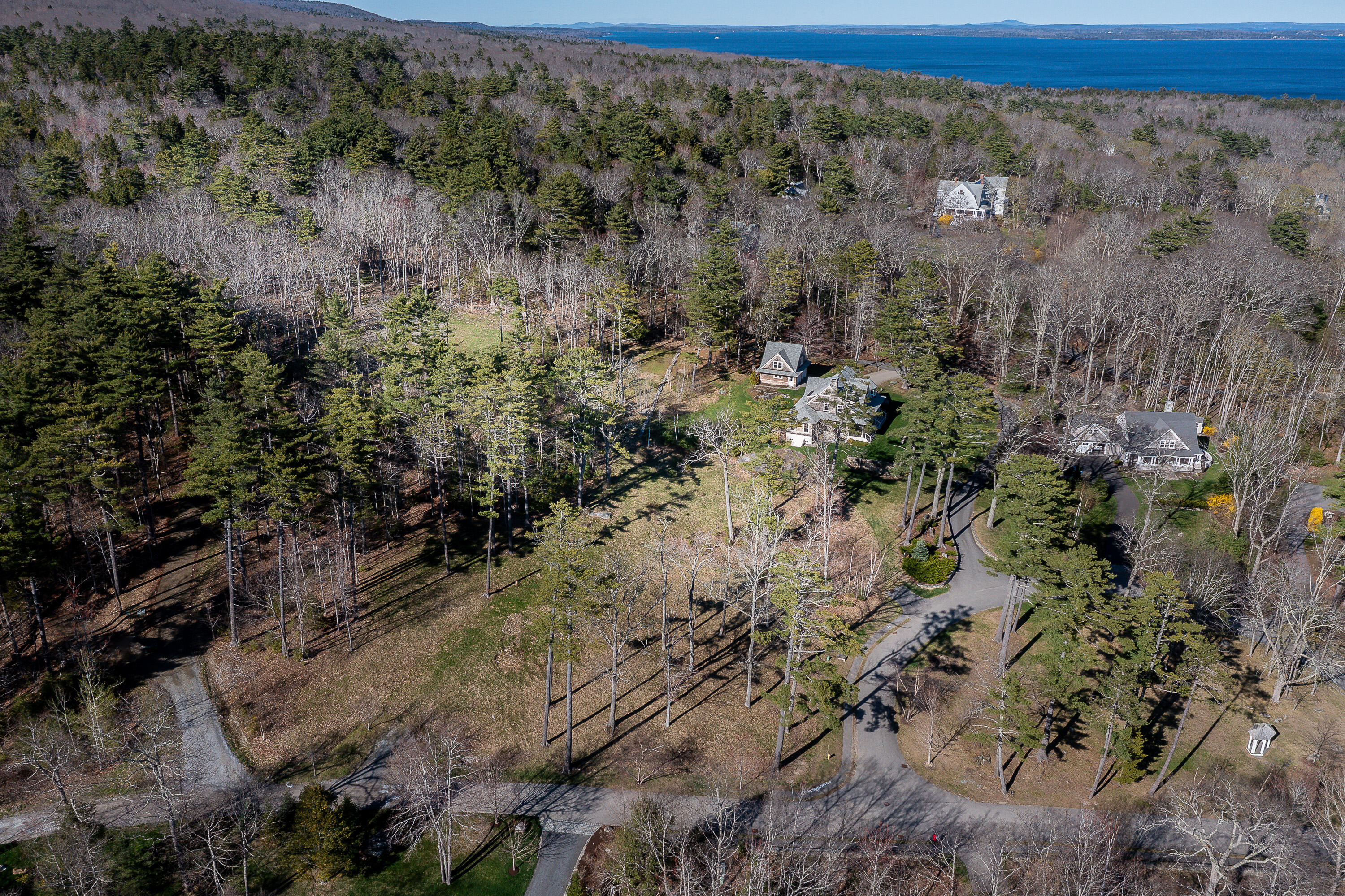 11 Mountain Arrow Circle Camden ME 04843