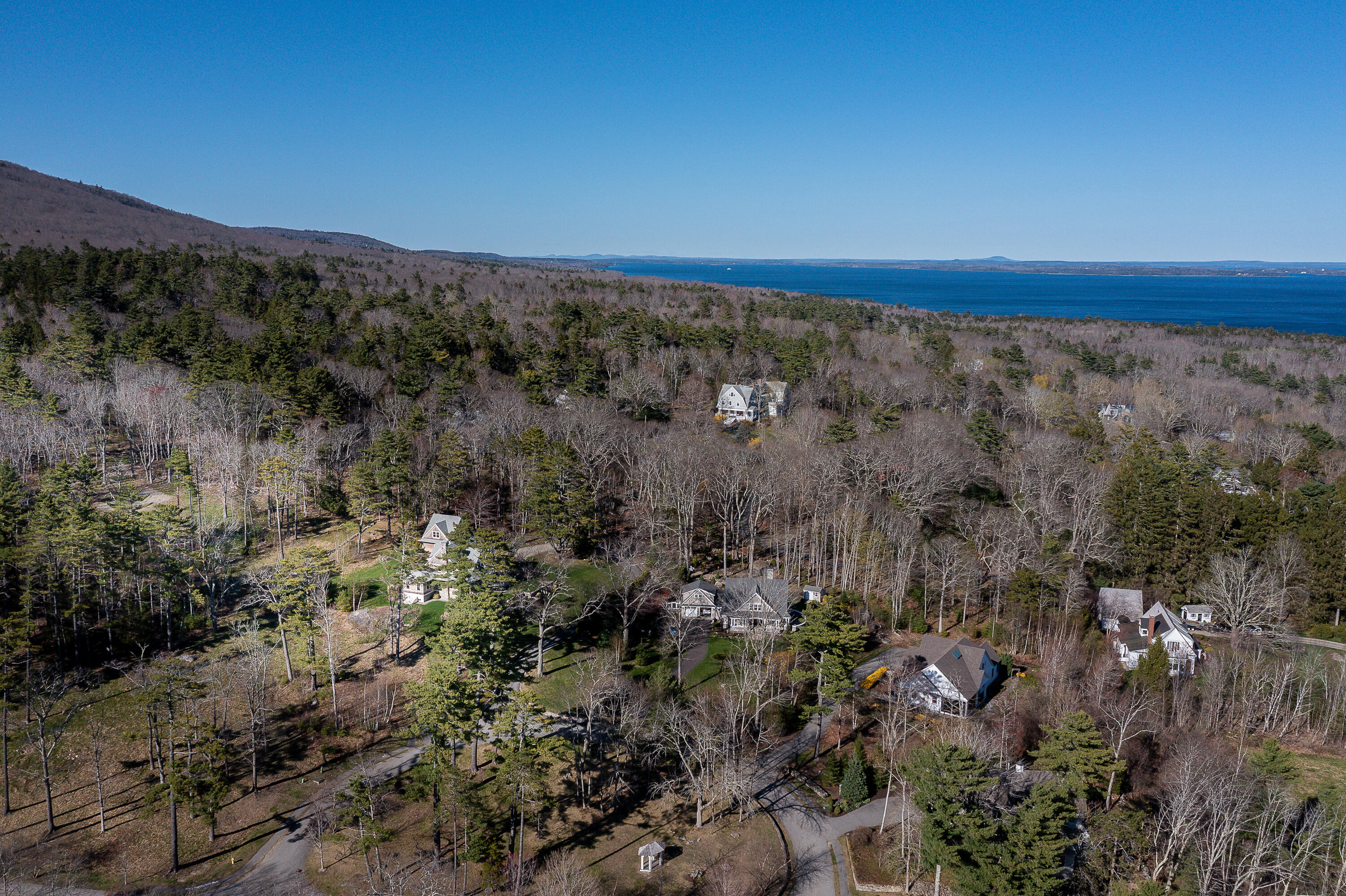 11 Mountain Arrow Circle Camden ME 04843