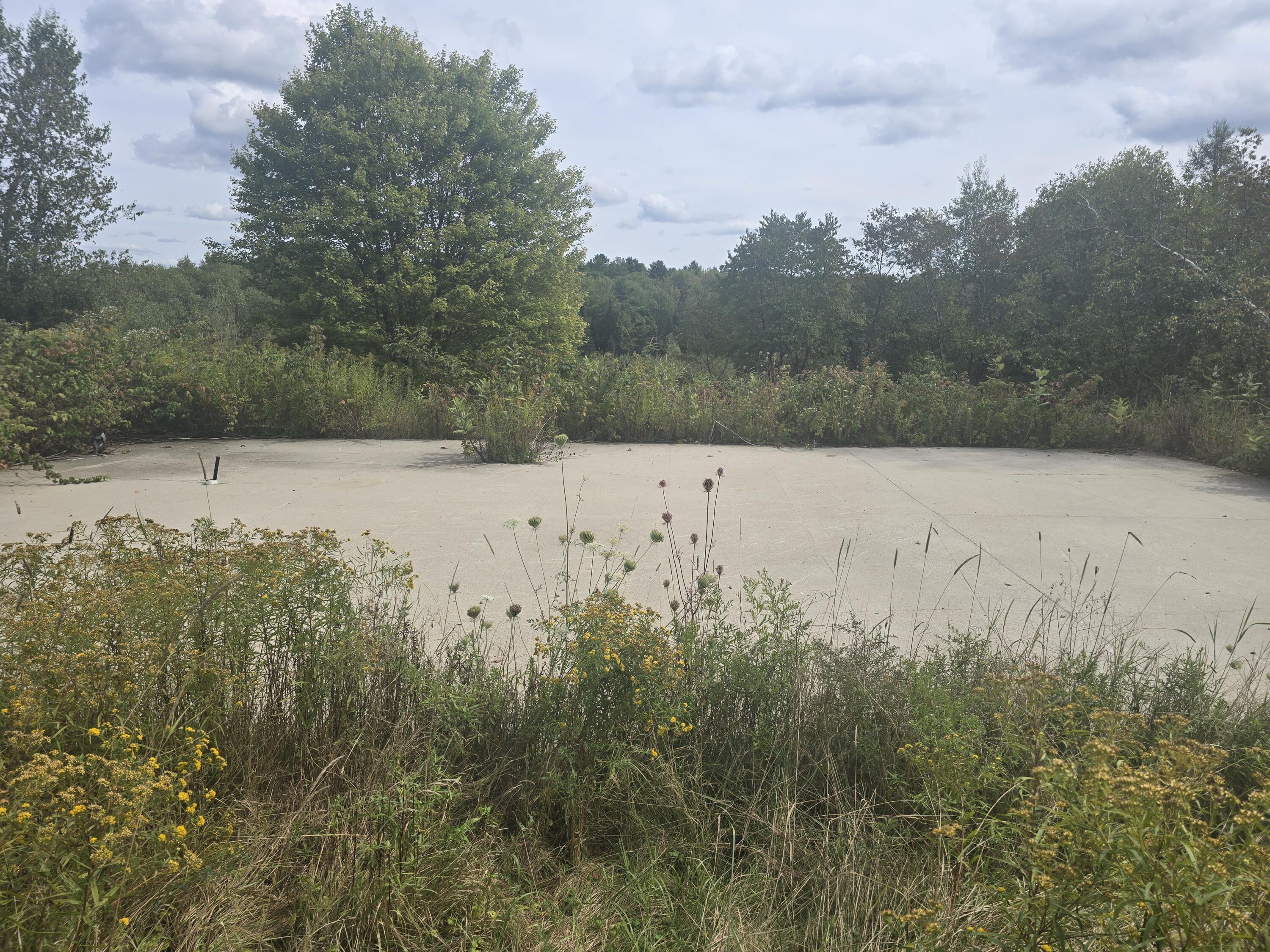 467 Lowelltown Road Wiscasset ME 04578