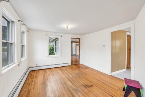 8 Beech Hill Road Northport ME 04849