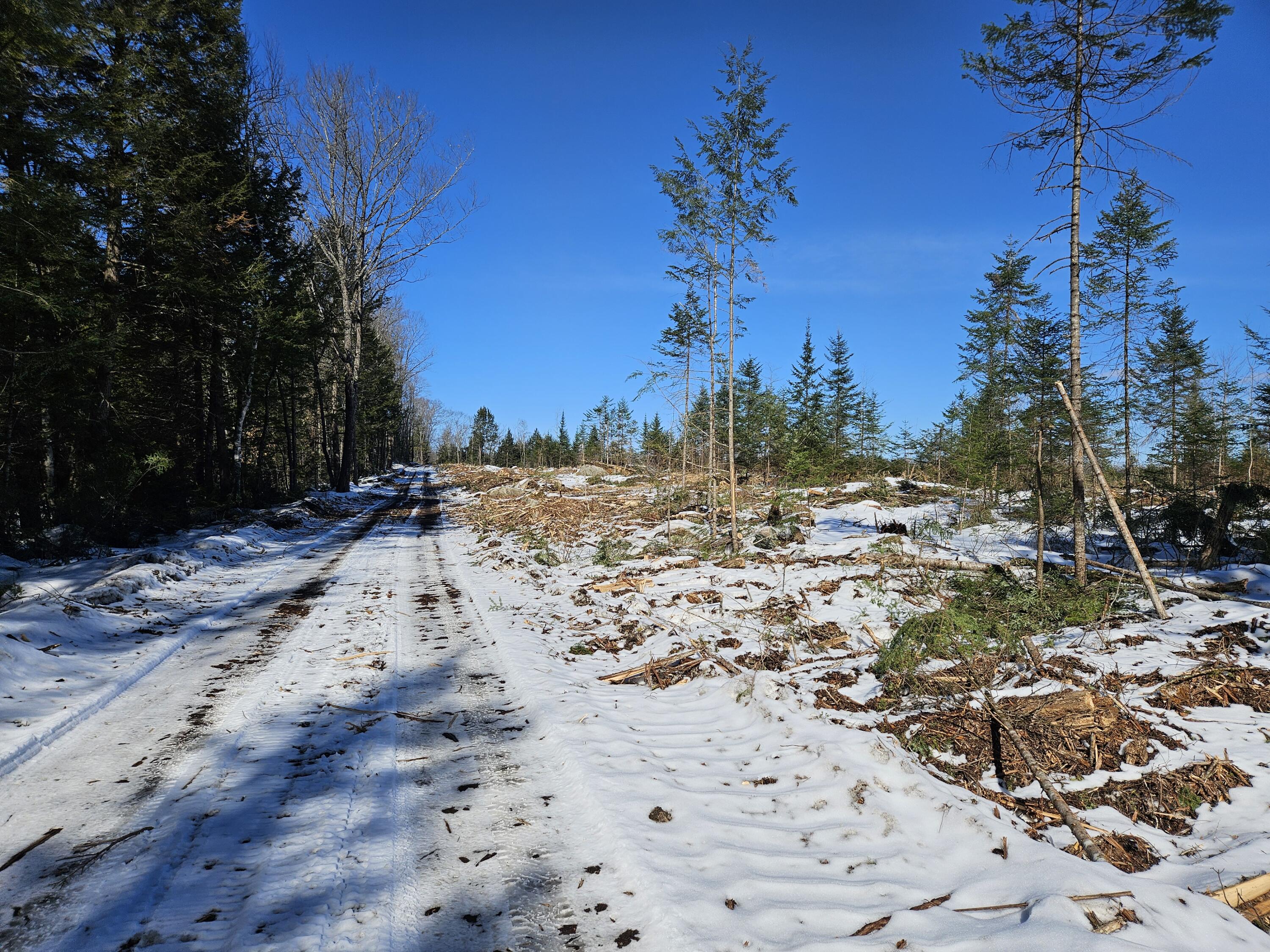 M10 L25-a Cahoon Road Chesterville ME 04938