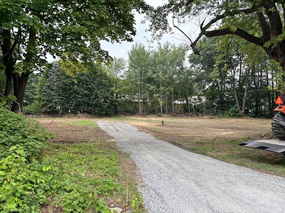 64 N 2nd Rangeway Oakland ME 04963