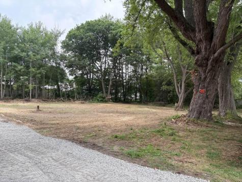 64 N 2nd Rangeway Oakland ME 04963