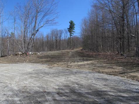 25-10 Klondike Hill Lane West Paris ME 04289