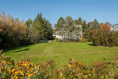 221 Beach Avenue Kennebunk ME 04043