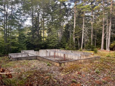 34 Bunchberry Lane Bristol ME 04539
