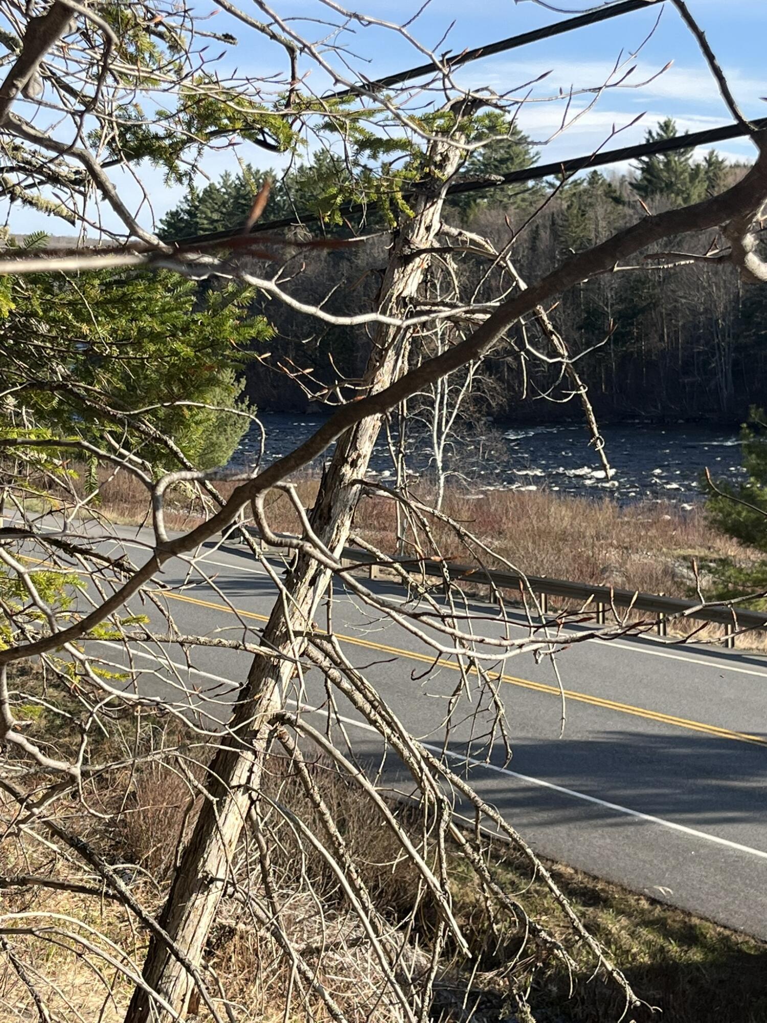 M10l24-2n Us-201 West Forks Plt ME 04985