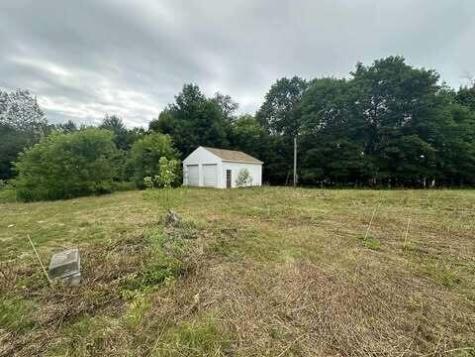 74 River Road Chelsea ME 04330