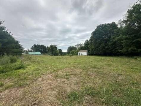 74 River Road Chelsea ME 04330