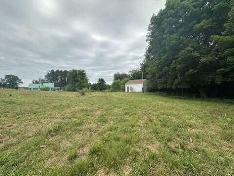 74 River Road Chelsea ME 04330