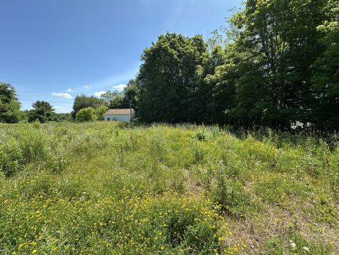 74 River Road Chelsea ME 04330