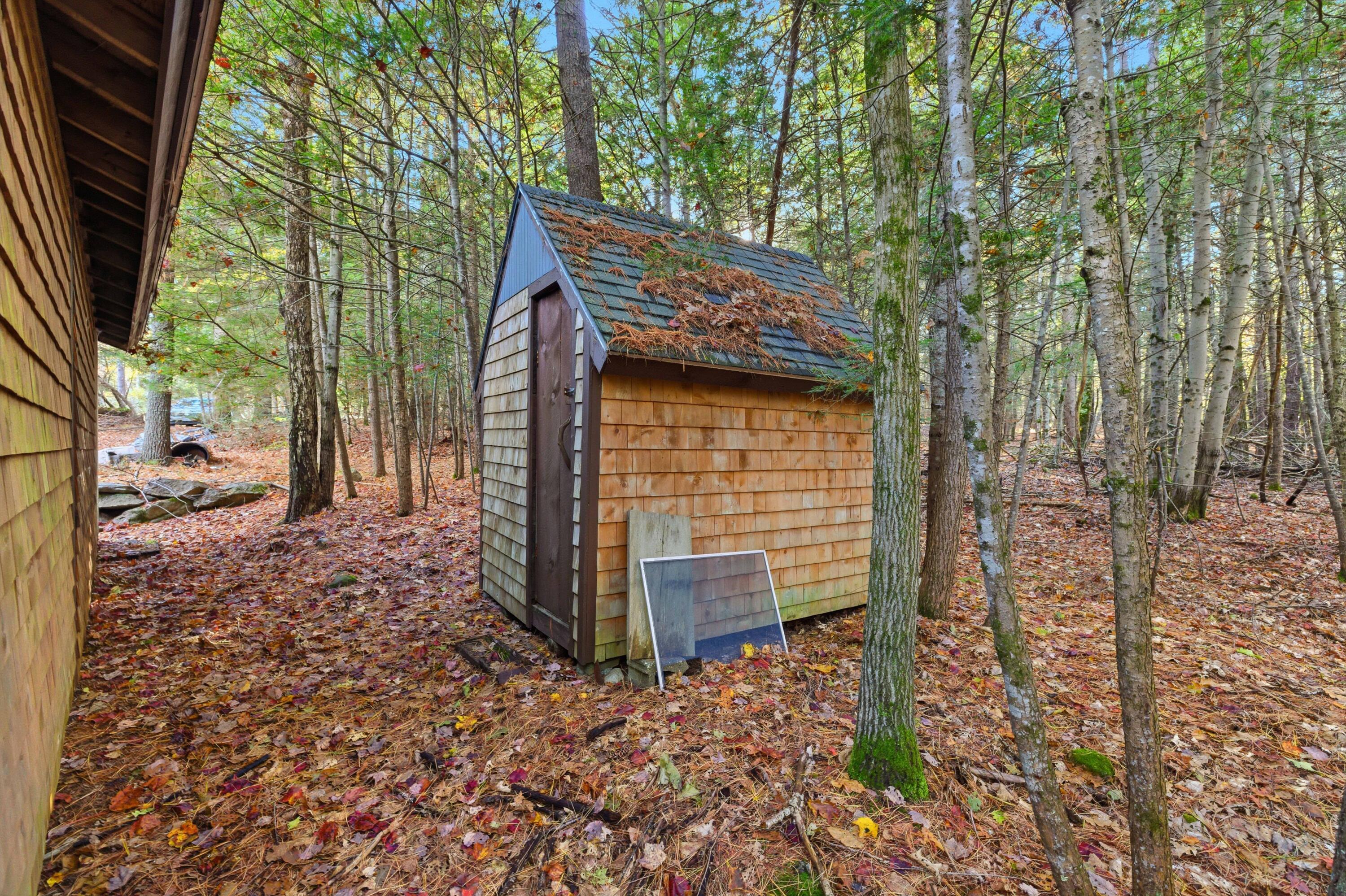 18 Peterson Lane Brunswick ME 04011