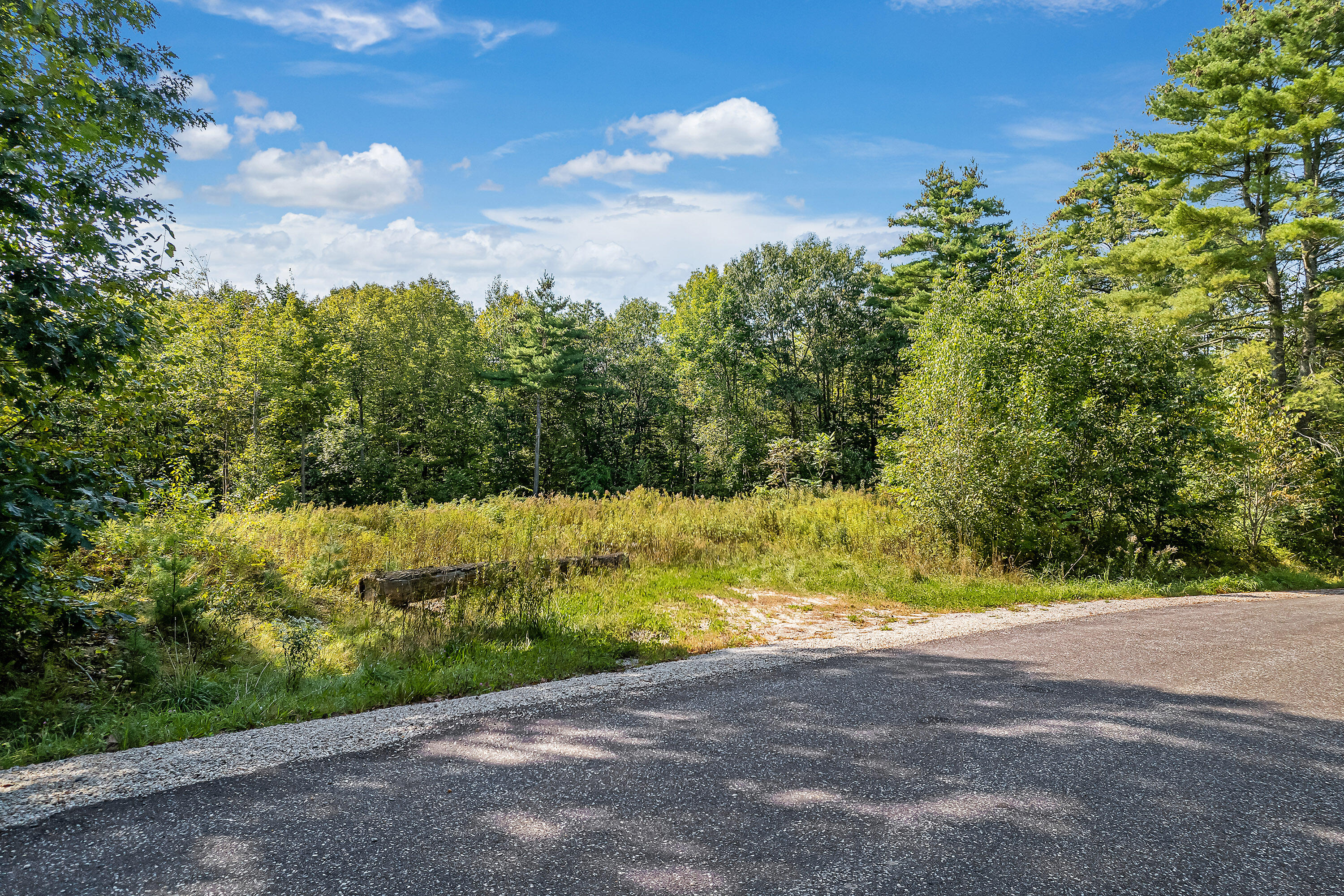 0 Woodbury Road Auburn ME 04210