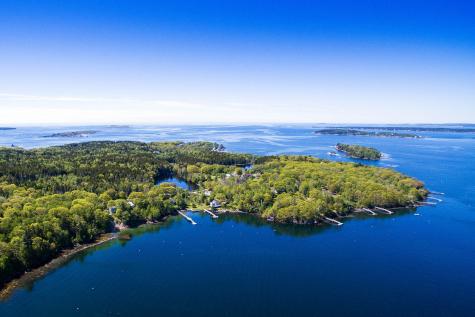 7 Flint Lane Boothbay ME 04544