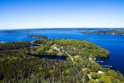 7 Flint Lane Boothbay ME 04544