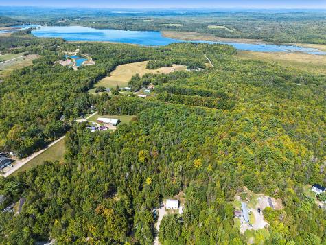 68 Old Farm Road Plymouth ME 04969