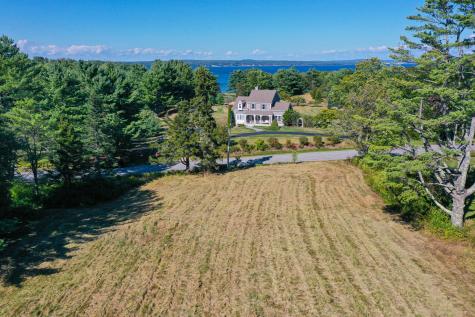 95 Bayside Road Northport ME 04849