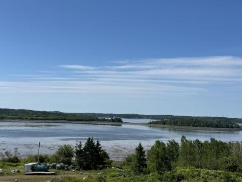 187 County Road Eastport ME 04631