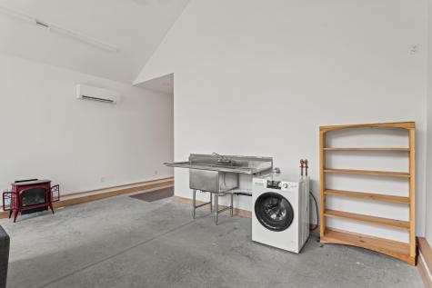 59 Bobcat Way Norway ME 04268