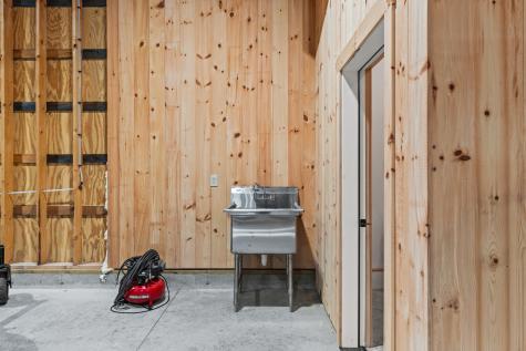 59 Bobcat Way Norway ME 04268