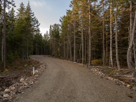 000 Seawall Map/lot 17/11-06 Southwest Harbor ME 04679