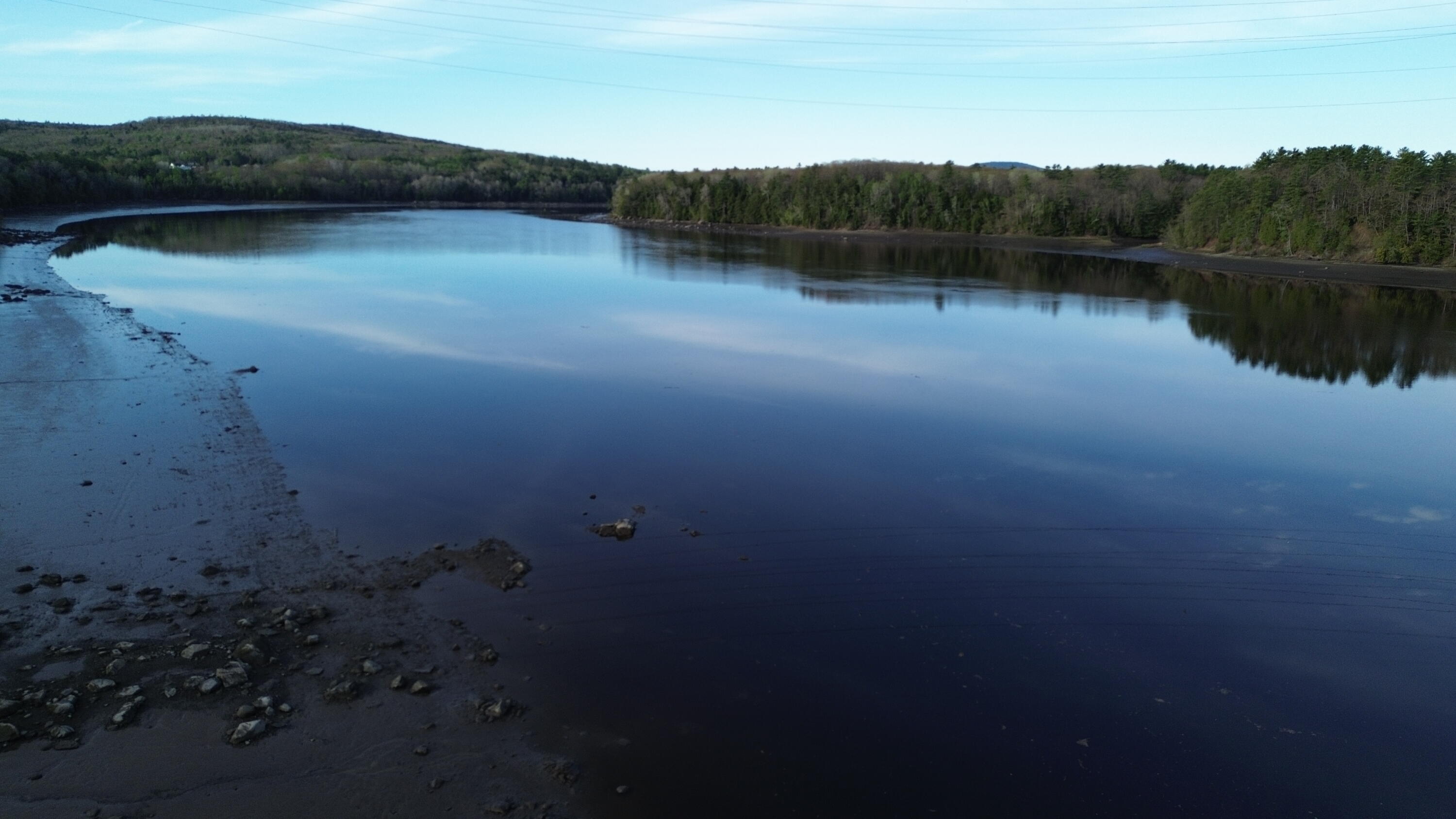 M46,L19,23 River Road Bucksport ME 04416