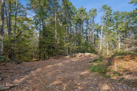 29 & 30 Nob Hill Avenue Brunswick ME 04011