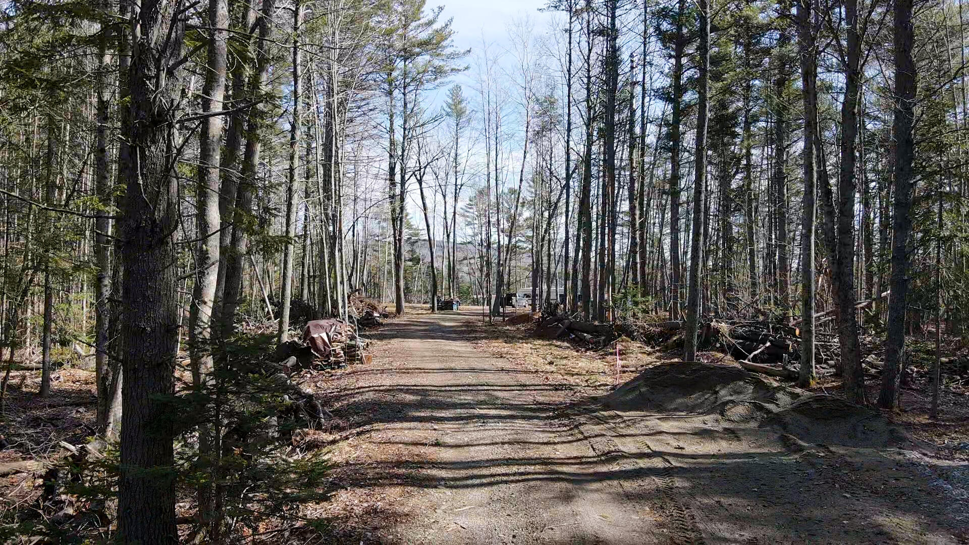 55 Lower Oak Point Road Winterport ME 04496