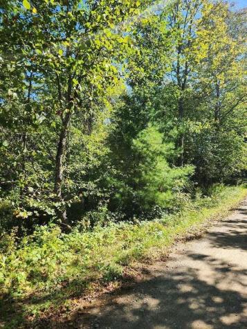 28 Cemetery Road Montville ME 04941