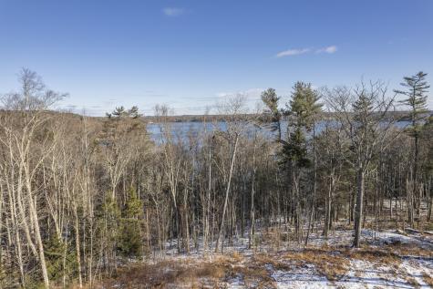 8 Bayview Drive Cumberland ME 04110