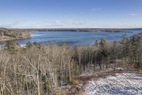 8 Bayview Drive Cumberland ME 04110