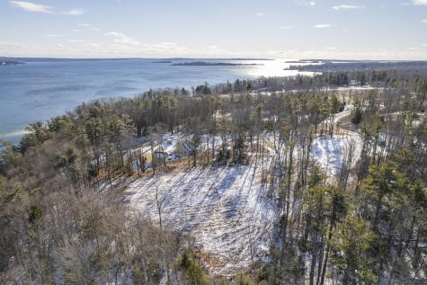 8 Bayview Drive Cumberland ME 04110