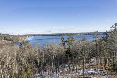 8 Bayview Drive Cumberland ME 04110