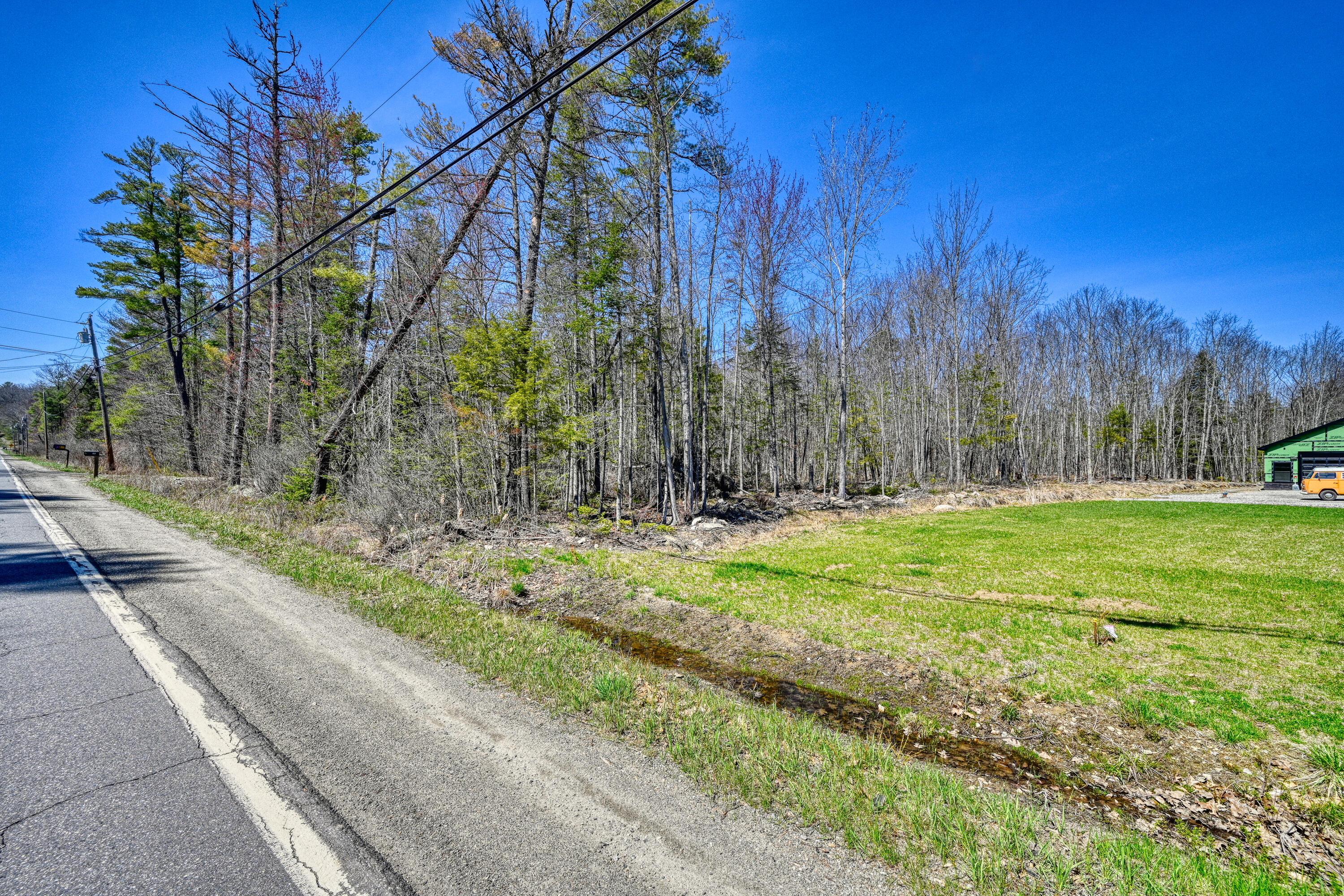 822 E Pittston Road Pittston ME 04345