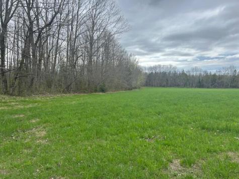 28 Vulner Road Dover-foxcroft ME 04426