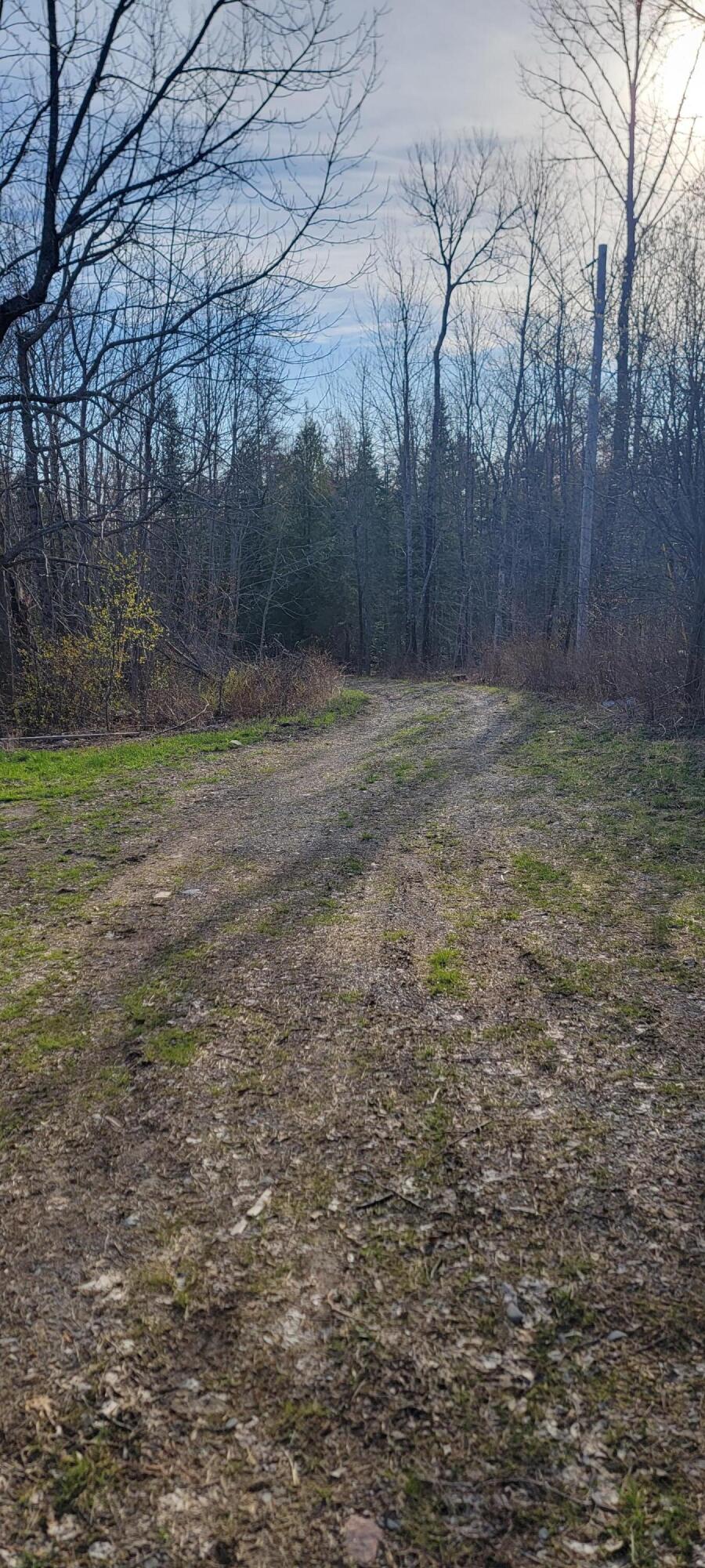 69 Hodgins Lane Calais ME 04619