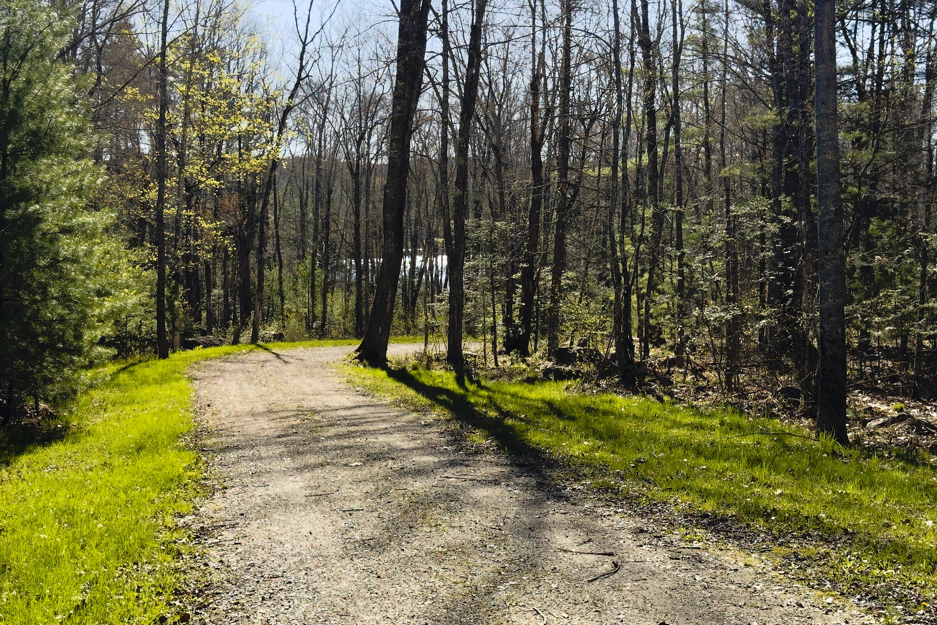 18 Dragonfly Lane Hope ME 04847