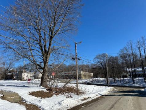 M19 L57-58 Old Point Avenue Madison ME 04950