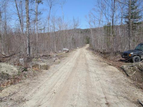 25-9 Klondike Hill Lane West Paris ME 04289