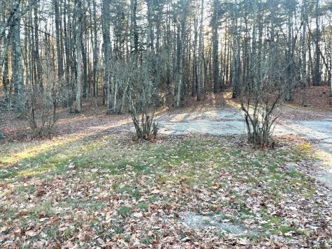 1042 Roosevelt Trail Windham ME 04062