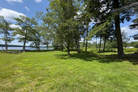 71 Bunny Trail Warren ME 04864