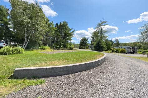 71 Bunny Trail Warren ME 04864