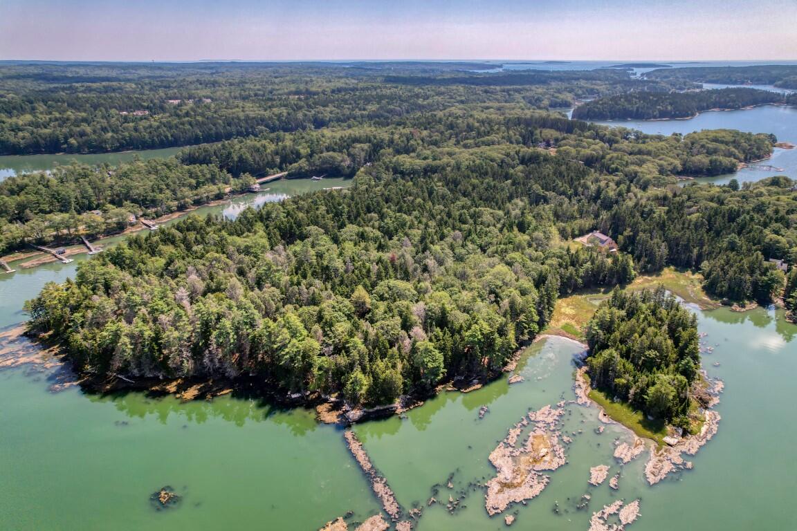 44-4 Windrush Lane Boothbay ME 04537