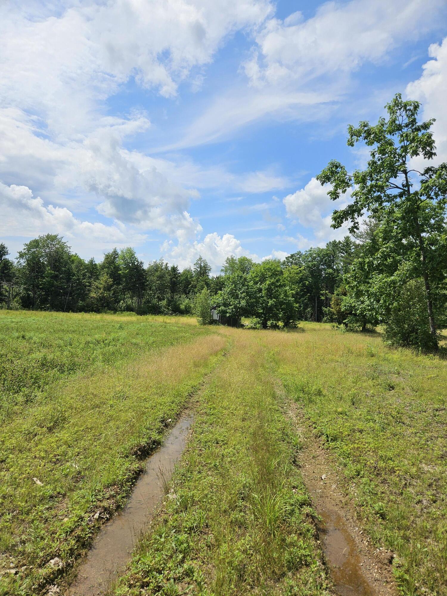 205 Gravy Lane Bradford ME 04410