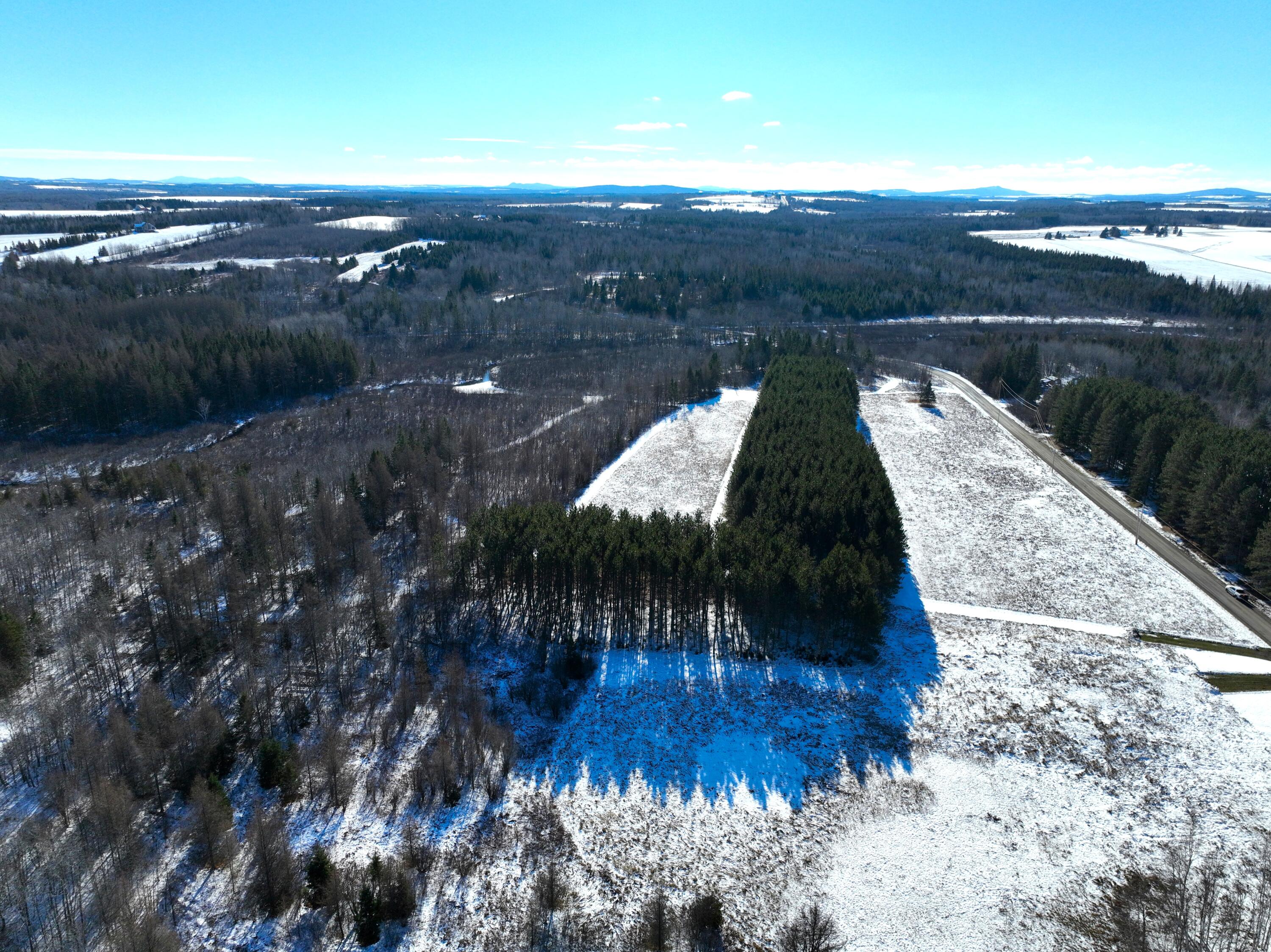 M02, L026 Mcintyre Road Woodland ME 04736