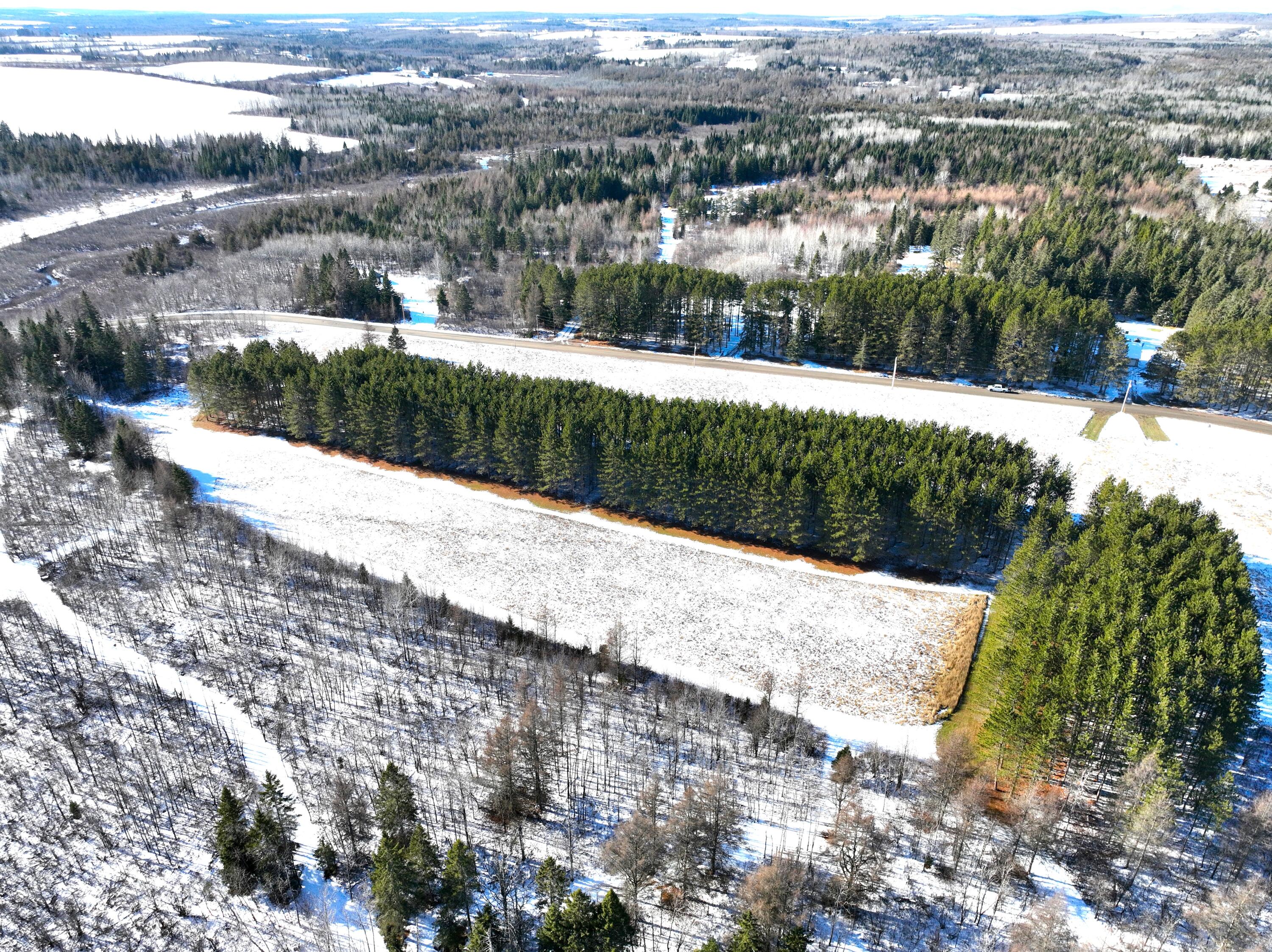 M02, L026 Mcintyre Road Woodland ME 04736